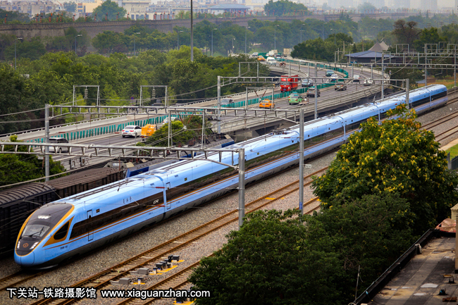 CR300BF-5028 