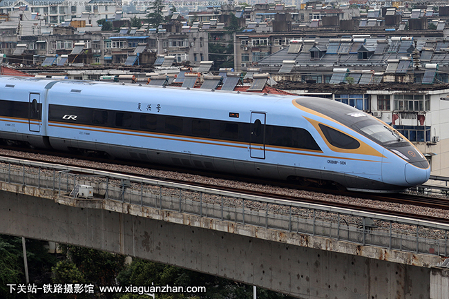 CR300BF-5036 ϾϾ