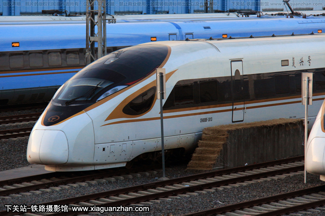 CR400BF-3013 ϾϾ