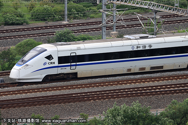 CRH1E-1064 ϾϺ