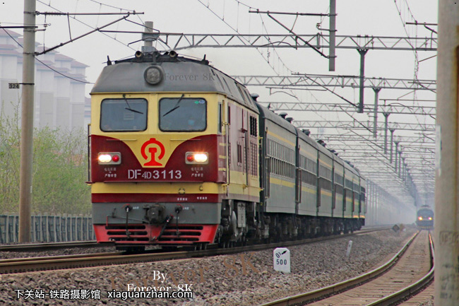 机车名称:东风4d型内燃机车 df4d 车    号:3113 生产