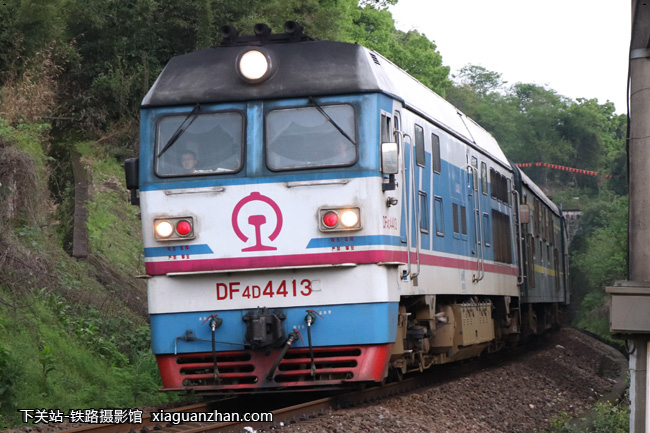 东风4d4413df4d4413金温温段