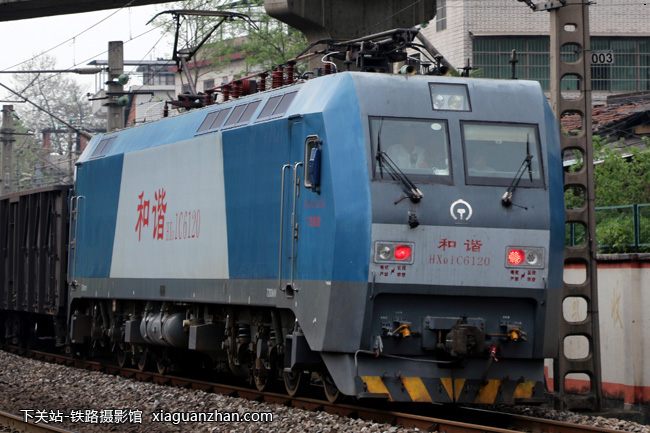 机车名称:和谐1c电力机车 hxd1c 车    号:6120 生产