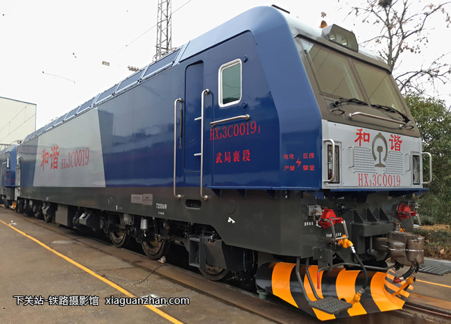 和谐3c型电力机车hxd3c