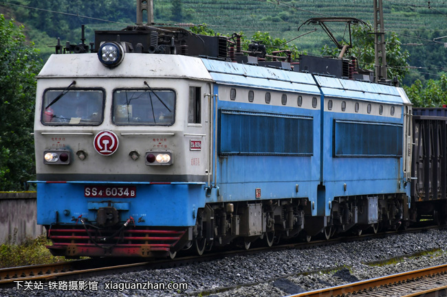 韶山46034ss46034成局西段