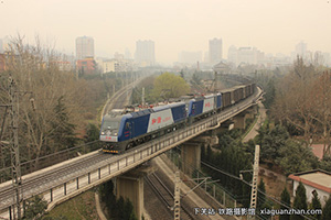 г3-0899 HXD3-0899 ¶