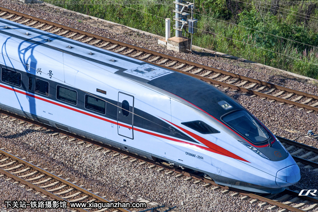CR300AF-2044 