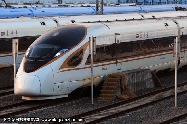 CR400BF-3020 ϾϾ