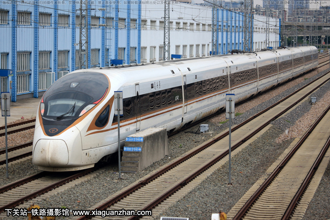 CR400BF-3073 ϾϾ