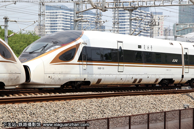 CR400BF-3106 ϾϺ