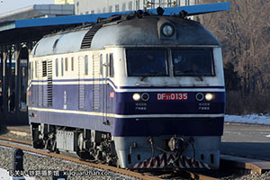 11-0135 DF11-0135 ÷