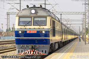 11-0417 DF11-0417 ־