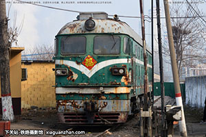 4-1895 DF4-1895 ³