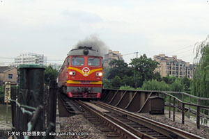 4-2335 DF4-2335 Ͼ
