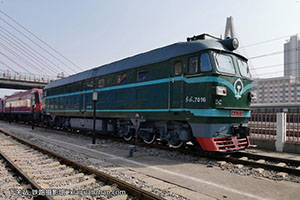 ����4-7016 DF4-7016 �þּö�