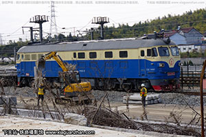 4-9487 DF4-9487 ľ