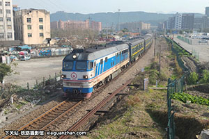 4-9493 DF4-9493 ¶