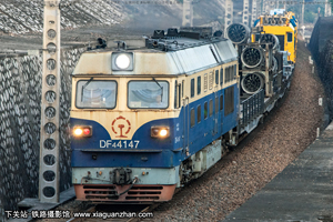 4C-4147 DF4C-4147 