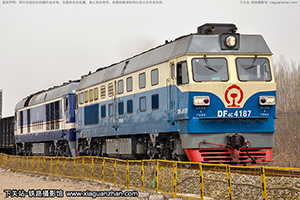 4C-4187 DF4C-4187 þ