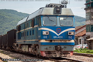 4C-4211 DF4C-4211 ·