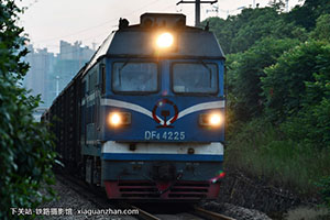 4C-4225 DF4C-4225 ߶
