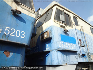 4C-4232 DF4C-4232 ְ׶
