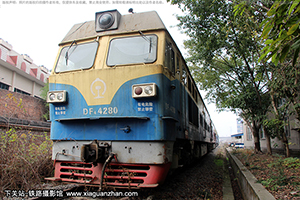 4C-4280 DF4C-4280 
