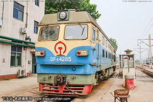 4C-4285 DF4C-4285 þ