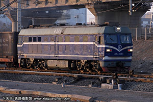 4C-4381 DF4C-4381 þ