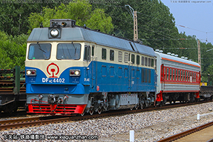 4C-4402 DF4C-4402 ־