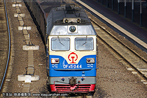 4C-5044 DF4C-5044 ּ