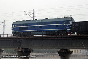 4C-5114 DF4C-5114 þ