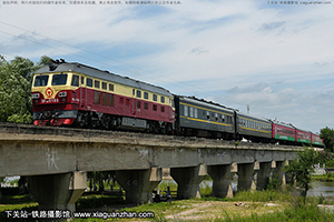 4D-0183 DF4D-0183 ÷