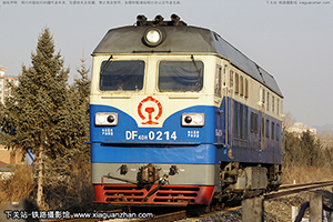 4D-0214 DF4D-0214 ּ