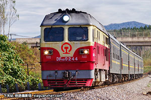 4D-0244 DF4D-0244 ÷