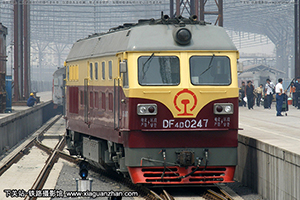 4D-0247 DF4D-0247 ־