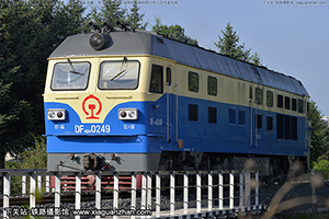 4D-0249 DF4D-0249 ն