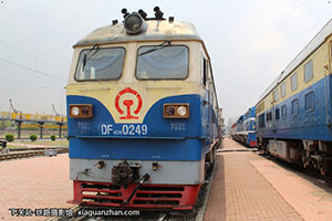 4D-0249 DF4D-0249 ÷