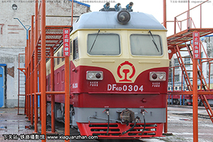 4D-0304 DF4D-0304 ÷