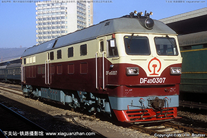 4D-0307 DF4D-0307 Ϫ