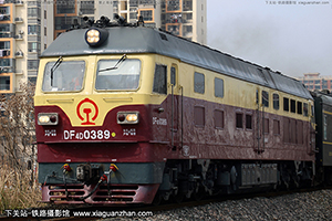4D-0389 DF4D-0389 Ͼӥ