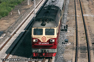 4D-0429 DF4D-0429 ĵ