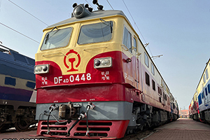 4D-0448 DF4D-0448 ּ