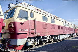 4D-0514 DF4D-0514 ն