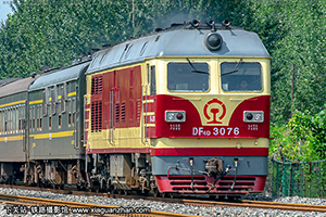 4D-3076 DF4D-3076  