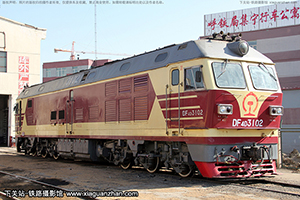 4D-3102 DF4D-3102 ּ