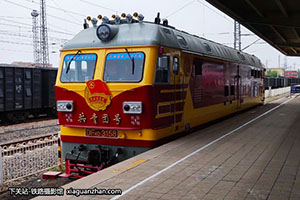 4D-3158 DF4D-3158 ְ ź