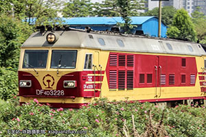 4D-3228 DF4D-3228 ߶
