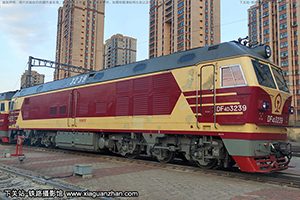 4D-3239 DF4D-3239 ĵ