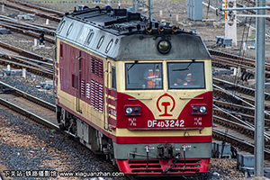 4D-3242 DF4D-3242 